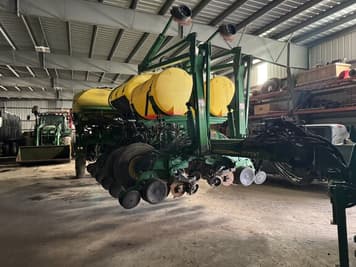 Main image John Deere 1775